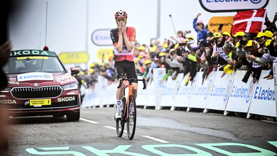 Tour de Francia: Thymen Arensman gana en Superbagneres, Remco Evenepoel se retira