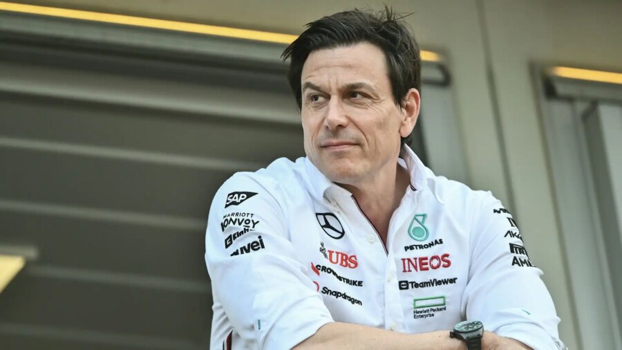 Toto Wolff dice no a Ferrari y recomienda seguir adelante con Frederic Vasseur