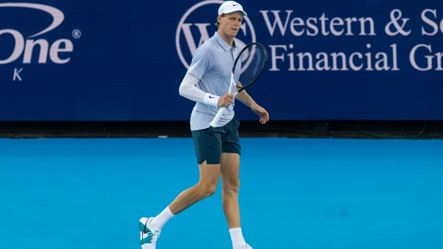 Jannik Sinner no da opción a Felix Auger-Aliassime y vuela a semifinales