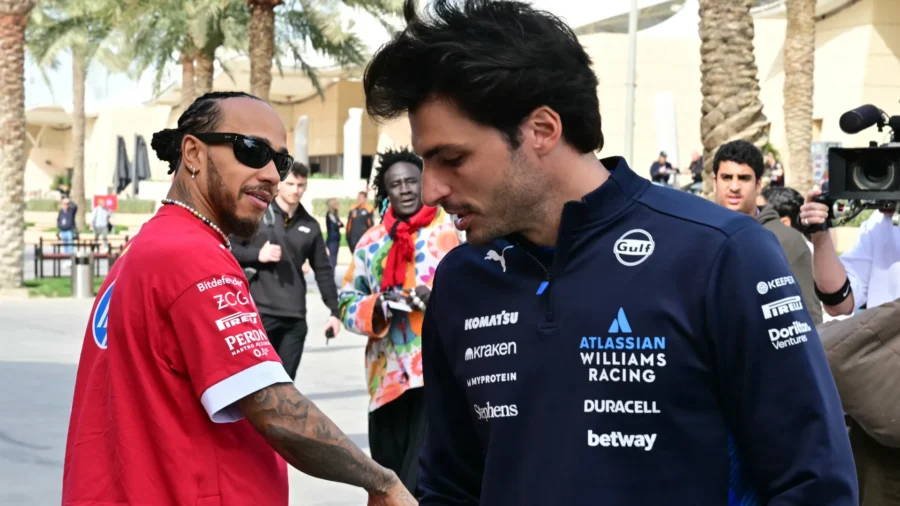 Ferrari: Lewis Hamilton en crisis, Carlos Sainz interviene