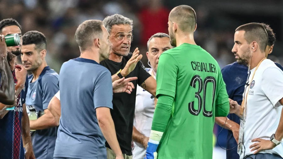 Luis Enrique exalta a Chevalier y ya no piensa en Donnarumma