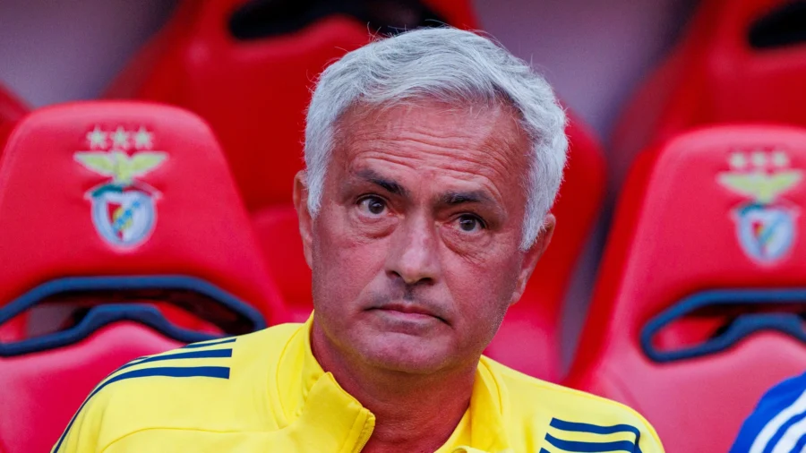 El sueño de José Mourinho en la Liga de Campeones se complica