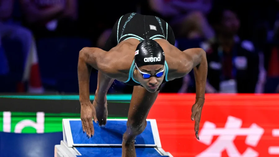 Récord de Thomas Ceccon, el octavo puesto vale oro para Sara Curtis