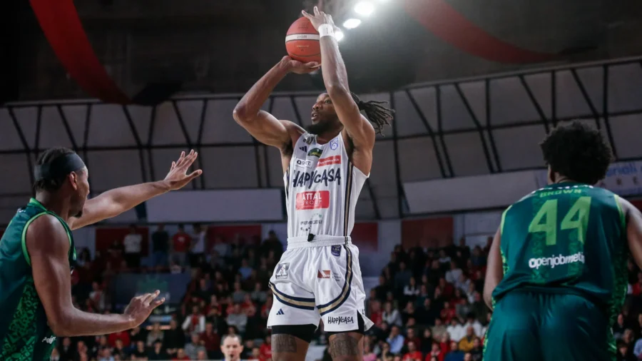 Pallacanestro Cantù anuncia a Xavier Sneed: "Estoy encantado"