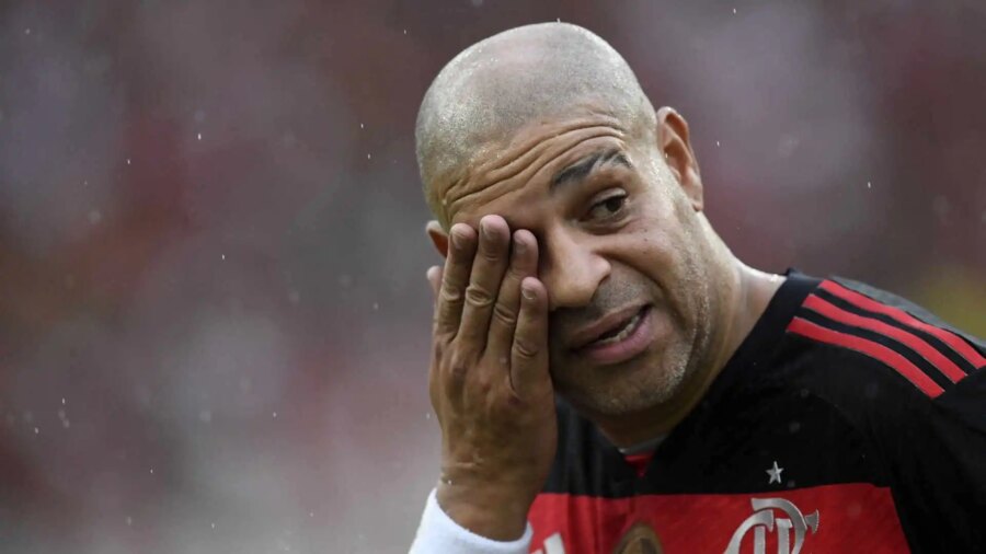 Adriano se desahoga de nuevo sobre sus dificultades extradeportivas