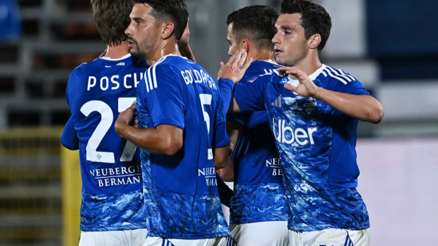 Coppa Italia, Como sigue a lo suyo: el Sassuolo arrasa en menos de medio tiempo