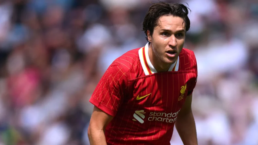 Federico Chiesa, más allá del daño también la burla en Liverpool