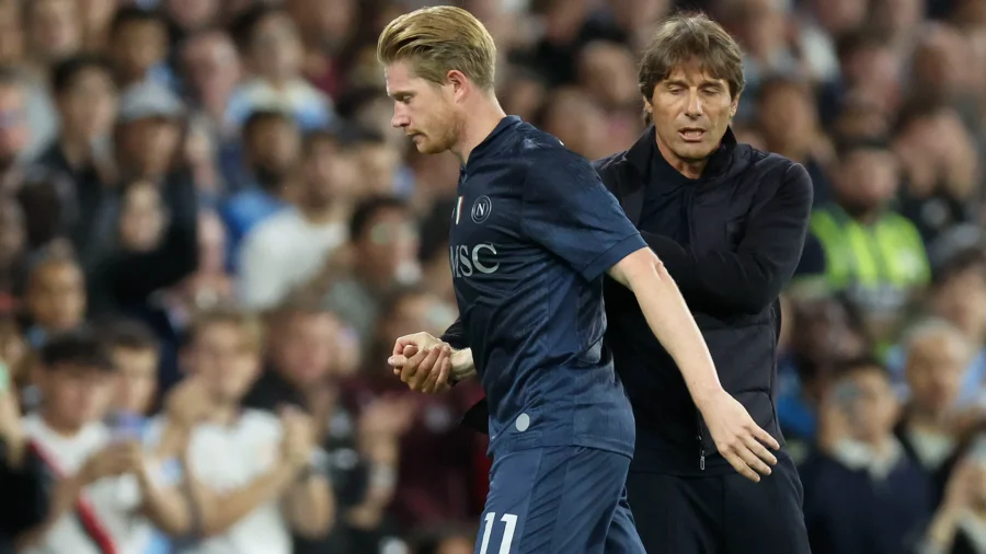 Nápoles: «Kevin De Bruyne es polémico», replica secamente Antonio Conte