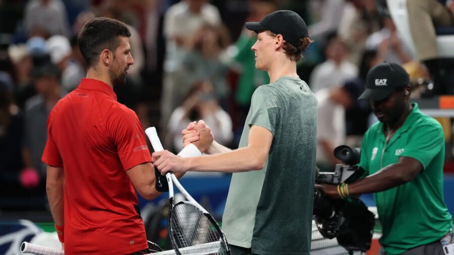 Masters 1000 de Shanghai: Jannik Sinner en el bando de Novak Djokovic