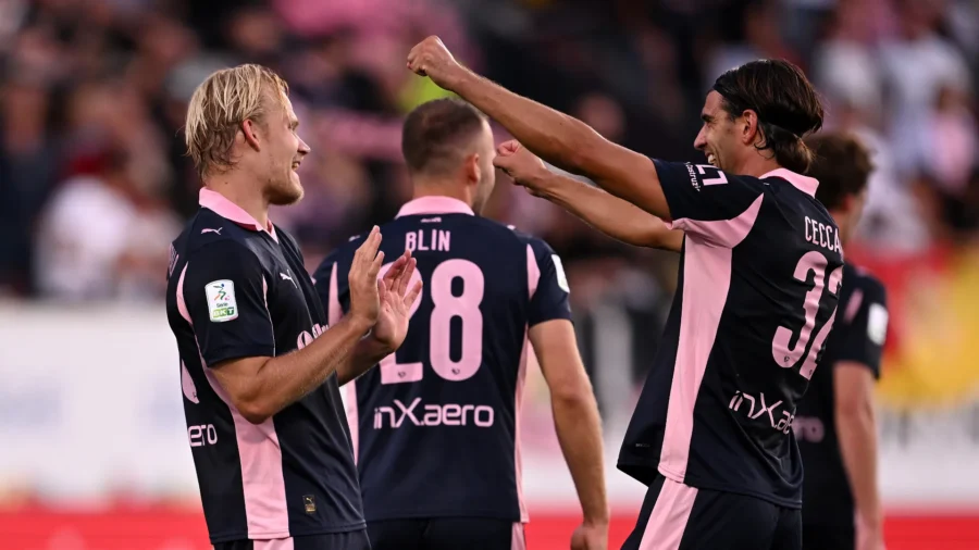 Serie B, el Palermo vence al Bari y se queda solo en cabeza, empate entre Frosinone y Südtirol