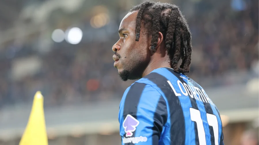 Ademola Lookman en el centro del Atalanta con Scamacca y De Ketelaere: Ivan Juric cree en él