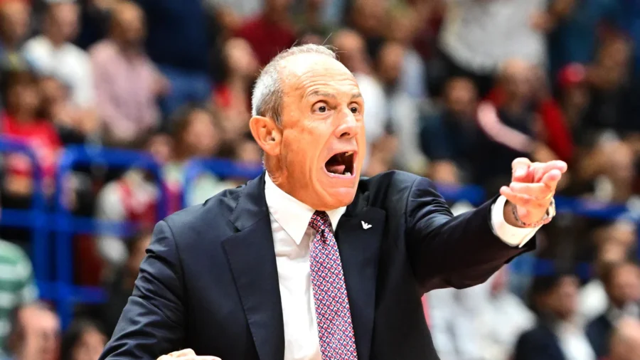 El Milan cae ante el Mónaco y Ettore Messina se mofa de los árbitros
