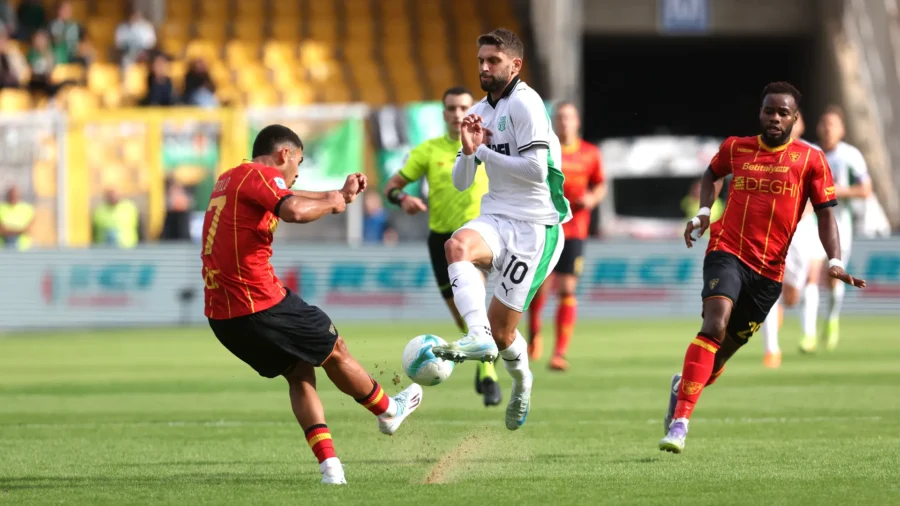 El Sassuolo no gana y Fabio Grosso señala con el dedo el terreno de juego