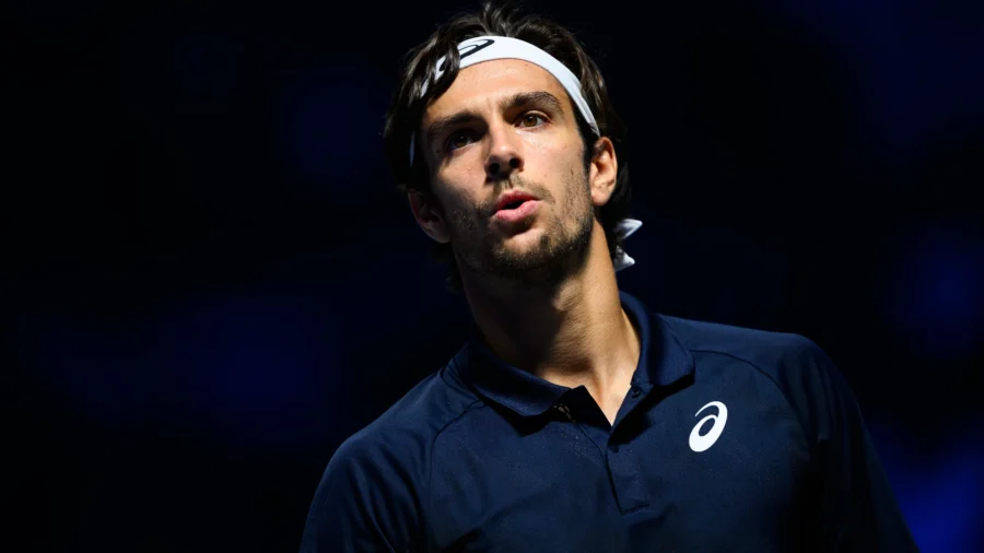 Lorenzo Musetti supera su primer obstáculo en Viena