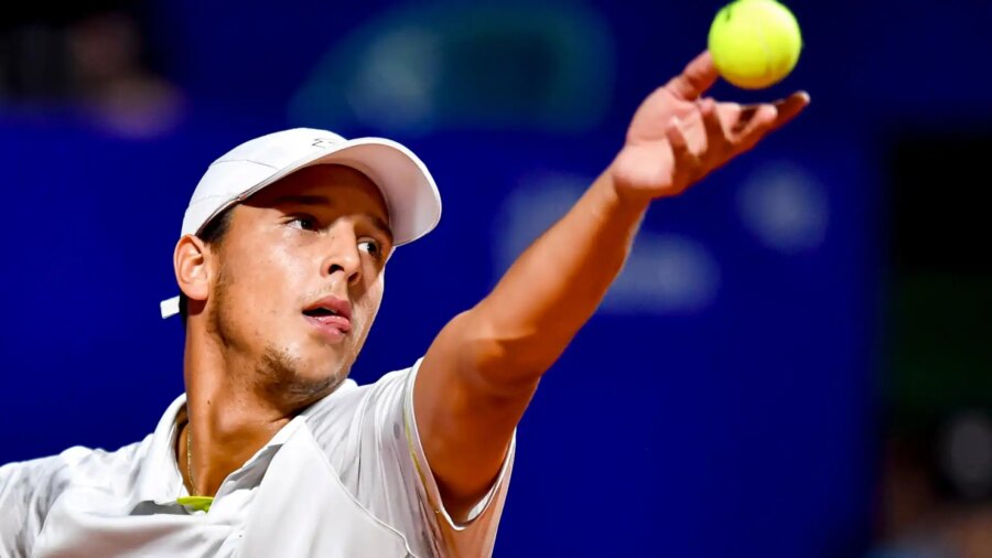 Luciano Darderi, eliminado de inmediato en París, doble desempate amargo