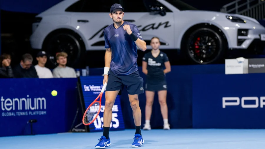 Matteo Arnaldi avanza en Viena, Luciano Darderi eliminado