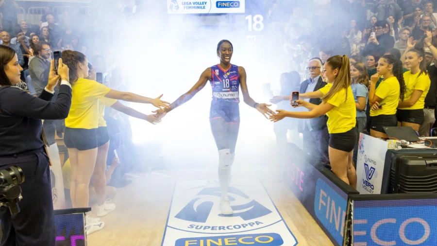 Una extraordinaria Paola Egonu vence al Conegliano, la Supercopa es del Milán