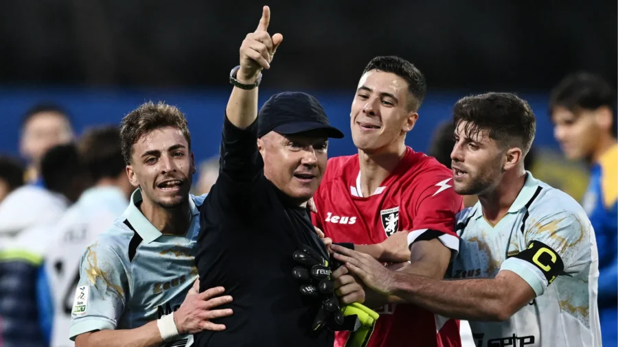 Serie B: El Frosinone gana en Bari. Empoli OK, Papu debuta pero el Padova cae.