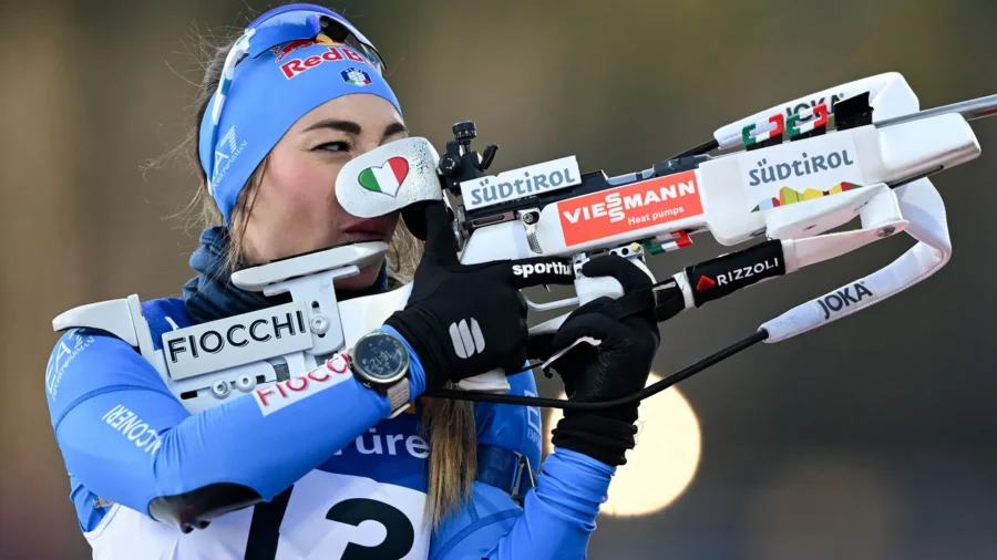 Dorothea Wierer en el podio, Lisa Vittozzi casi