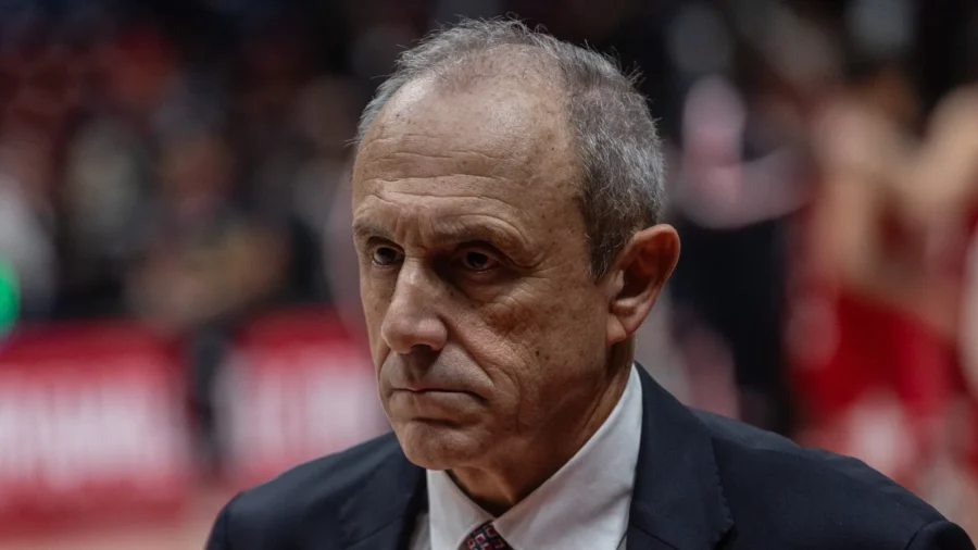 Olimpia Milano, Ettore Messina dimite, en su lugar Peppe Poeta