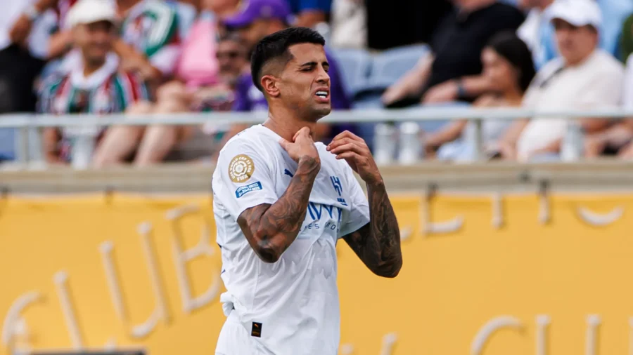 Joao Cancelo hace pitar los oídos de Simone Inzaghi