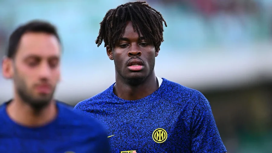 Falta de Bisseck en Verona-Inter, la Roma también furiosa